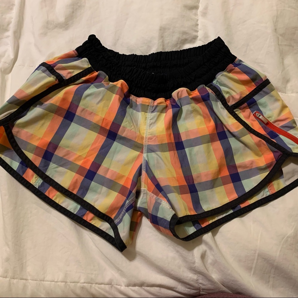 Lululemon SeaWheeze tracker shorts Medium Large